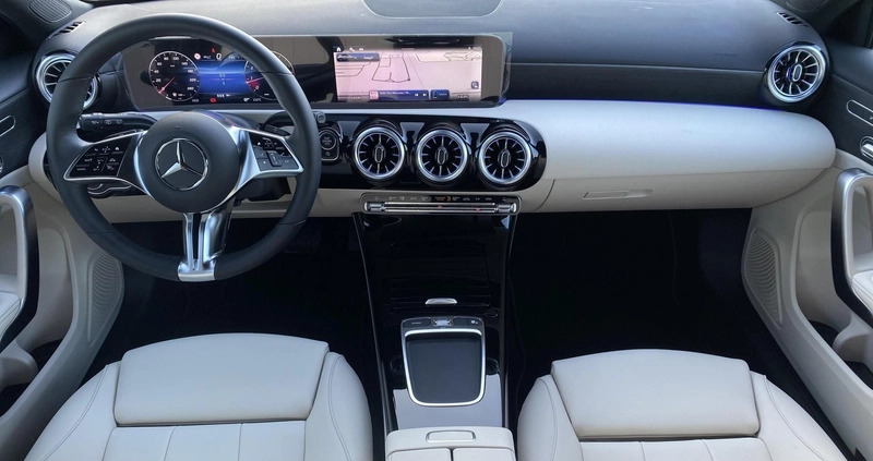 Mercedes-Benz Klasa A cena 208699 przebieg: 5, rok produkcji 2024 z Piaseczno małe 232